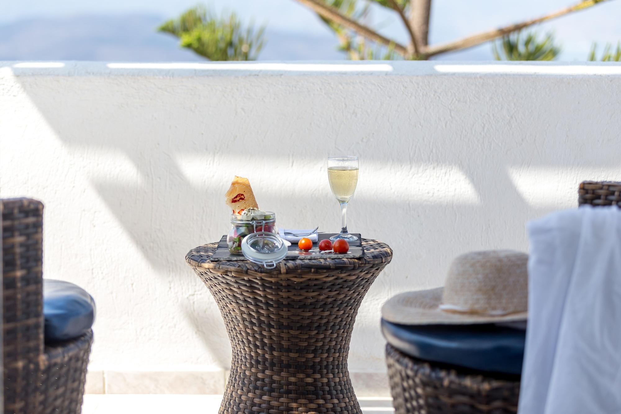 Caldera Romantica Hotel Akrotírion Eksteriør billede